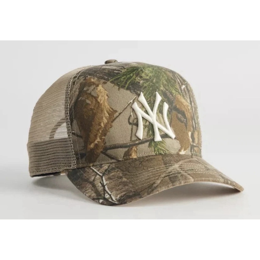 '47 Brand New York Yankees Hitch REALTREE Camo Trucker Snapback Hat Cap